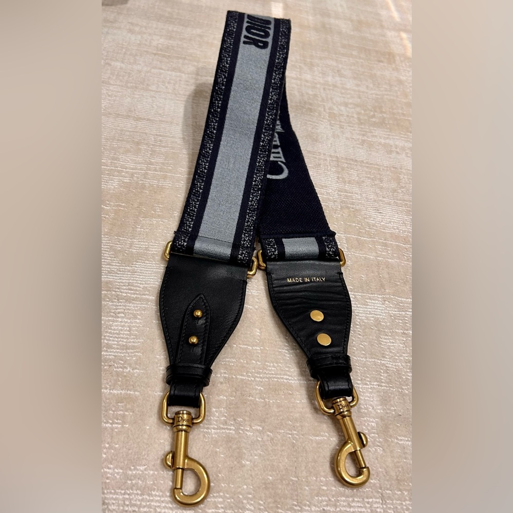 DIOR reversible strap in blue navy